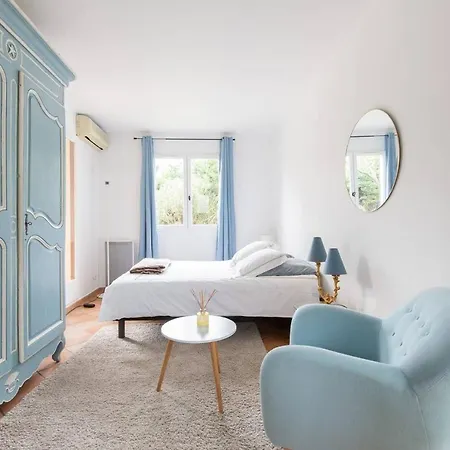 Perfect Family House In Cap D'antibes With Tennis Court