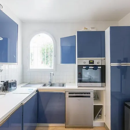 Perfect Family House In Cap D'antibes With Tennis Court Villa