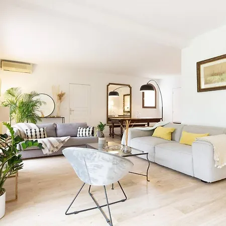 Perfect Family House In Cap D'antibes With Tennis Court Villa