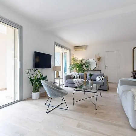 Perfect Family House In Cap D'antibes With Tennis Court Villa Antibes